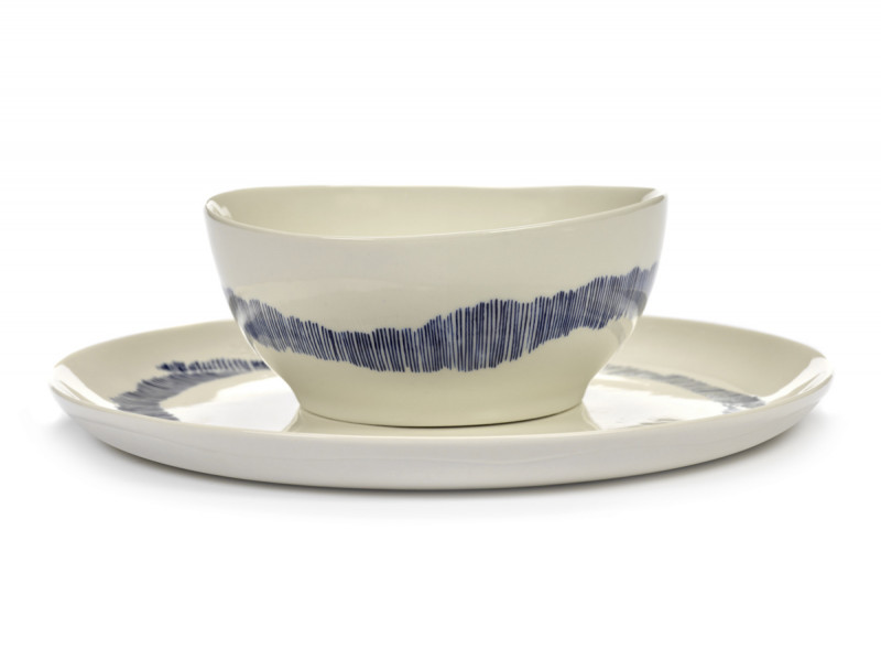 Bol rond blanc swirl - stripes bleu grès émaillé Ø 16 cm Feast By Ottolenghi Serax